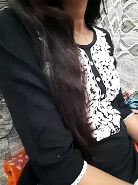 Aarti-kumri online show from 11-09-25, 02:54