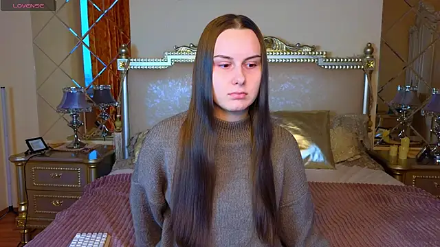 Snapshot of Kelly_Cartier chatting on 02-05-26, 12:01 Kelly Cartier online show from 02-05-26, 12:01