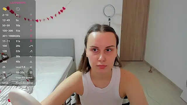 Kelly Cartier online show from 03-05-26, 01:19