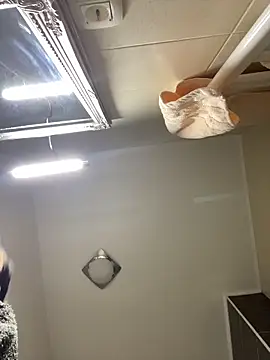 Lexi Storm online show from 12-18-25, 06:07