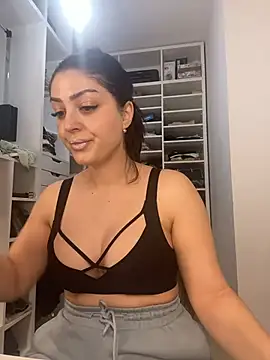 Lexi Storm online show from 11-28-25, 05:51