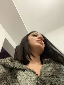 Lexi Storm online show from 11-29-25, 05:40