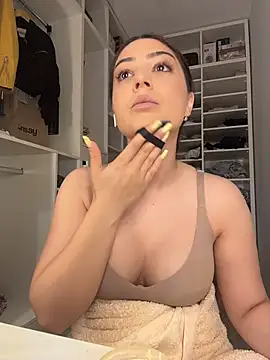 Lexi Storm online show from 06-12-26, 05:05