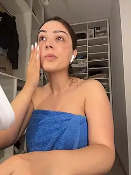 Lexi Storm online show from 07-18-26, 04:54