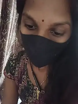 Snapshot of kavya-telugu84 chatting on 07-02-26, 04:07 kavya-telugu84 online show from 07-02-26, 04:07
