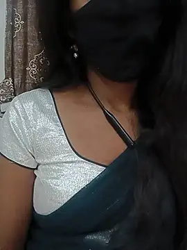 Snapshot of kavya-telugu84 chatting on 07-07-26, 06:44 kavya-telugu84 online show from 07-07-26, 06:44