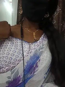 Snapshot of kavya-telugu84 chatting on 06-18-26, 06:35 kavya-telugu84 online show from 06-18-26, 06:35