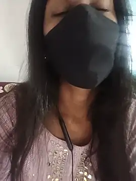 Snapshot of kavya-telugu84 chatting on 07-14-26, 04:06 kavya-telugu84 online show from 07-14-26, 04:06