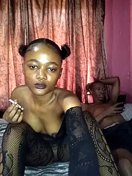 Snapshot of BrownRoxxane6 chatting on 10-08-25, 10:39 BrownRoxxane6 online show from 10-08-25, 10:39