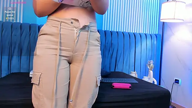 ariannaliss online show from 02-21-26, 05:15