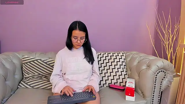 ariannaliss online show from 10-11-25, 03:40