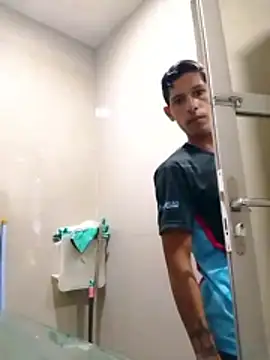 Snapshot of exotic_gostoso chatting on 10-27-25, 02:40 exotic gostoso online show from 10-27-25, 02:40