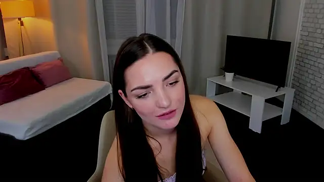 MyEllaLuvs online show from 09-08-25, 08:19