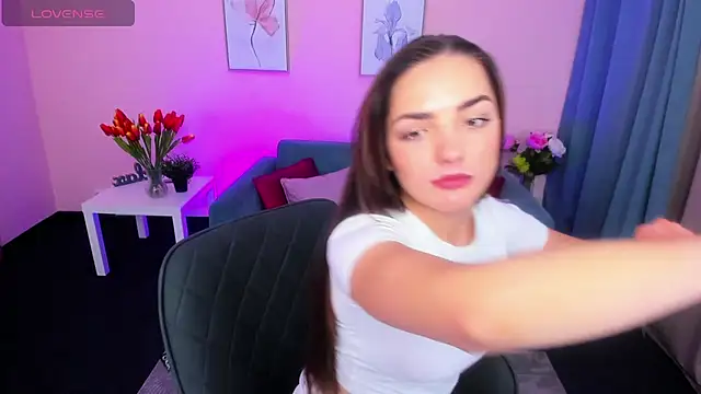 MyEllaLuvs online show from 09-17-25, 08:33