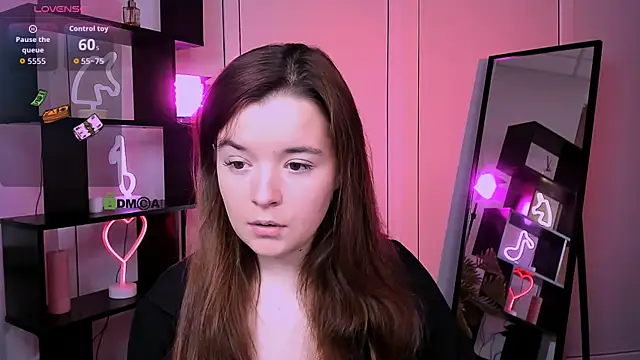 nika-still online show from 11-11-25, 02:12