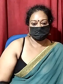 Snapshot of surekha-30 chatting on 10-13-25, 04:52 surekha-30 online show from 10-13-25, 04:52