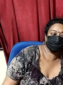 Snapshot of surekha-30 chatting on 10-23-25, 06:39 surekha-30 online show from 10-23-25, 06:39