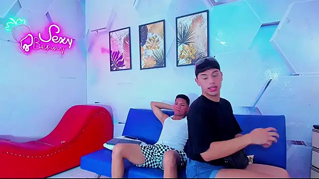 Snapshot of The_boys_at chatting on 10-07-25, 06:09 The boys at online show from 10-07-25, 06:09