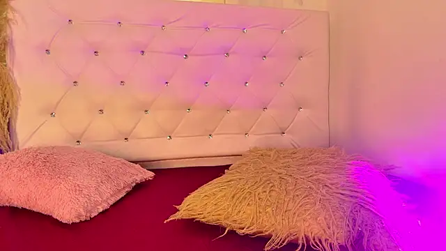 Snapshot of tatixxxvega chatting on 02-23-26, 01:12 tatixxxvega online show from 02-23-26, 01:12