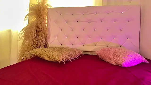 Snapshot of tatixxxvega chatting on 02-17-26, 01:19 tatixxxvega online show from 02-17-26, 01:19