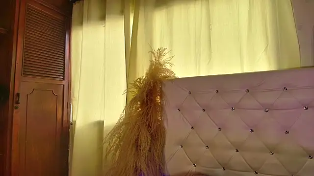 Snapshot of tatixxxvega chatting on 02-28-26, 12:49 tatixxxvega online show from 02-28-26, 12:49