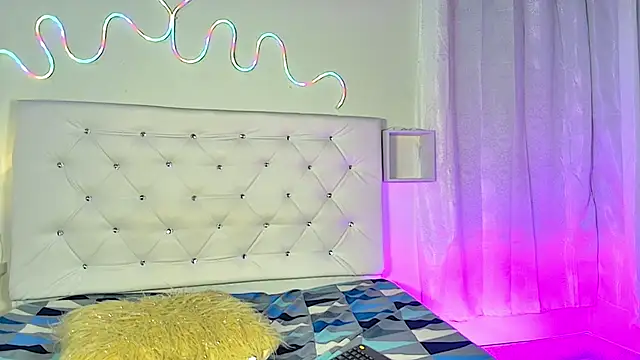 tatixxxvega online show from 09-19-25, 01:37