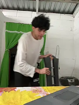 Axel-Mejia online show from 03-19-26, 03:56