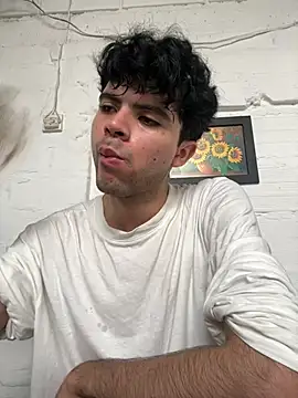 Axel-Mejia online show from 06-27-26, 07:53