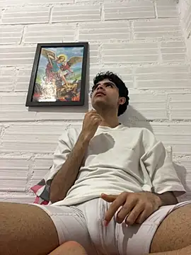 Axel-Mejia online show from 10-22-25, 02:22