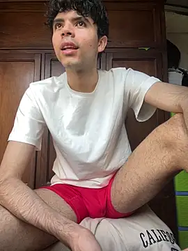 Axel-Mejia online show from 12-19-25, 07:49