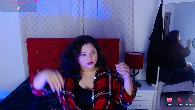 merly chica online show from 10-10-25, 01:01