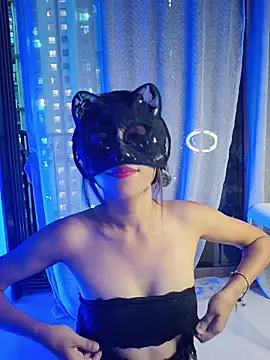 Snapshot of SinfulTemptation chatting on 04-25-26, 01:41 SinfulTemptation online show from 04-25-26, 01:41
