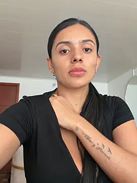 Snapshot of AnaaFaith_ chatting on 05-18-26, 06:56 AnaaFaith online show from 05-18-26, 06:56
