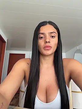 Snapshot of AnaaFaith_ chatting on 04-28-26, 06:45 AnaaFaith online show from 04-28-26, 06:45