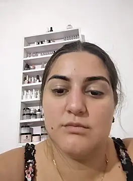 Snapshot of barbielamaravilla11 chatting on 10-13-25, 02:40 barbielamaravilla11 online show from 10-13-25, 02:40