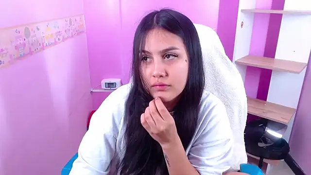 ValentinaMillers  online show from 09-28-25, 12:56