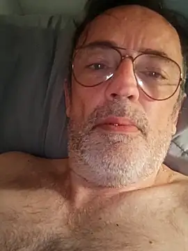 Txacas online show from 04-22-26, 01:34