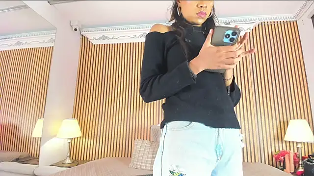 Snapshot of keeyla_stone chatting on 10-03-25, 07:59 keeyla stone online show from 10-03-25, 07:59