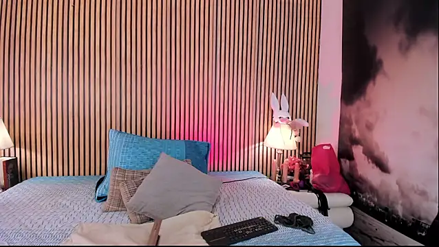 keeyla stone online show from 02-07-26, 01:24