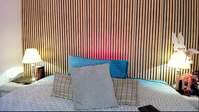 keeyla stone online show from 02-04-26, 09:43