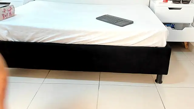 VanessaHard as online show from 09-13-25, 03:45