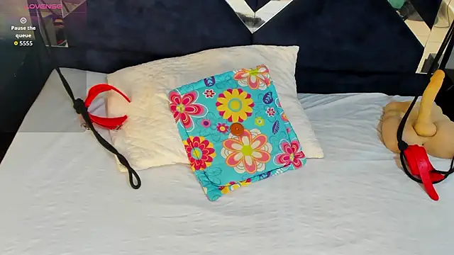 VanessaHard as online show from 02-04-26, 07:42