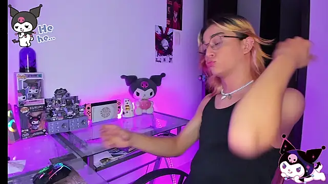 KeitaMoon online show from 10-23-25, 10:41