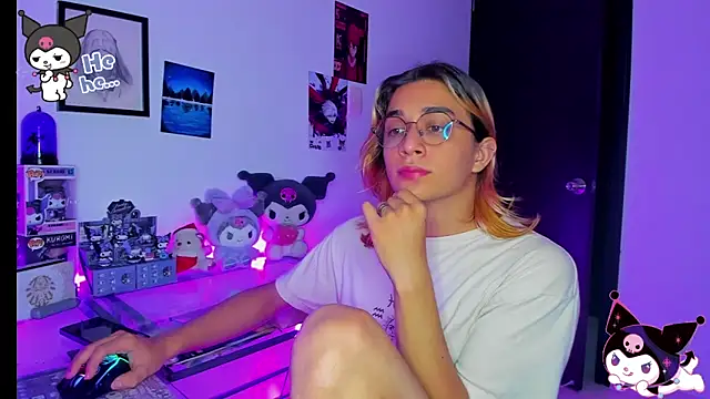 KeitaMoon online show from 11-24-25, 07:47