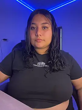 Snapshot of Nicky-222 chatting on 02-05-26, 01:56 Nicky-222 online show from 02-05-26, 01:56