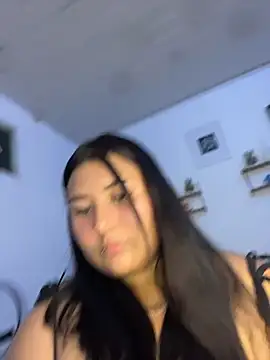 Snapshot of Nicky-222 chatting on 03-03-26, 01:56 Nicky-222 online show from 03-03-26, 01:56