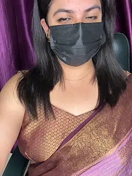 Snapshot of best_couple19 chatting on 02-19-26, 07:00 best couple19 online show from 02-19-26, 07:00