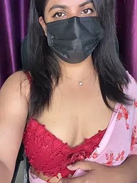 Snapshot of best_couple19 chatting on 02-26-26, 07:14 best couple19 online show from 02-26-26, 07:14