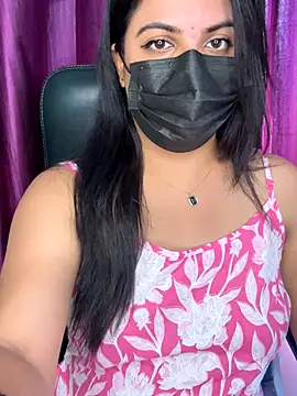 Snapshot of best_couple19 chatting on 11-21-25, 08:13 best couple19 online show from 11-21-25, 08:13