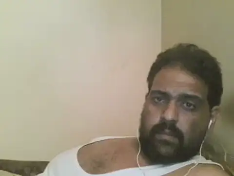 elpoop7305 online show from 11-07-25, 01:15